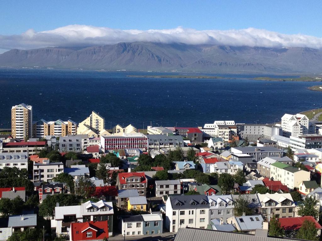 Reykjavik Island, Travel