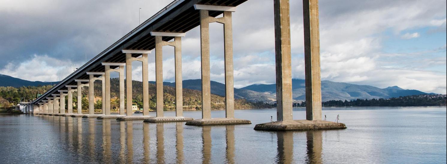 Hobart Australien, Tasman Bridge, Derwent River